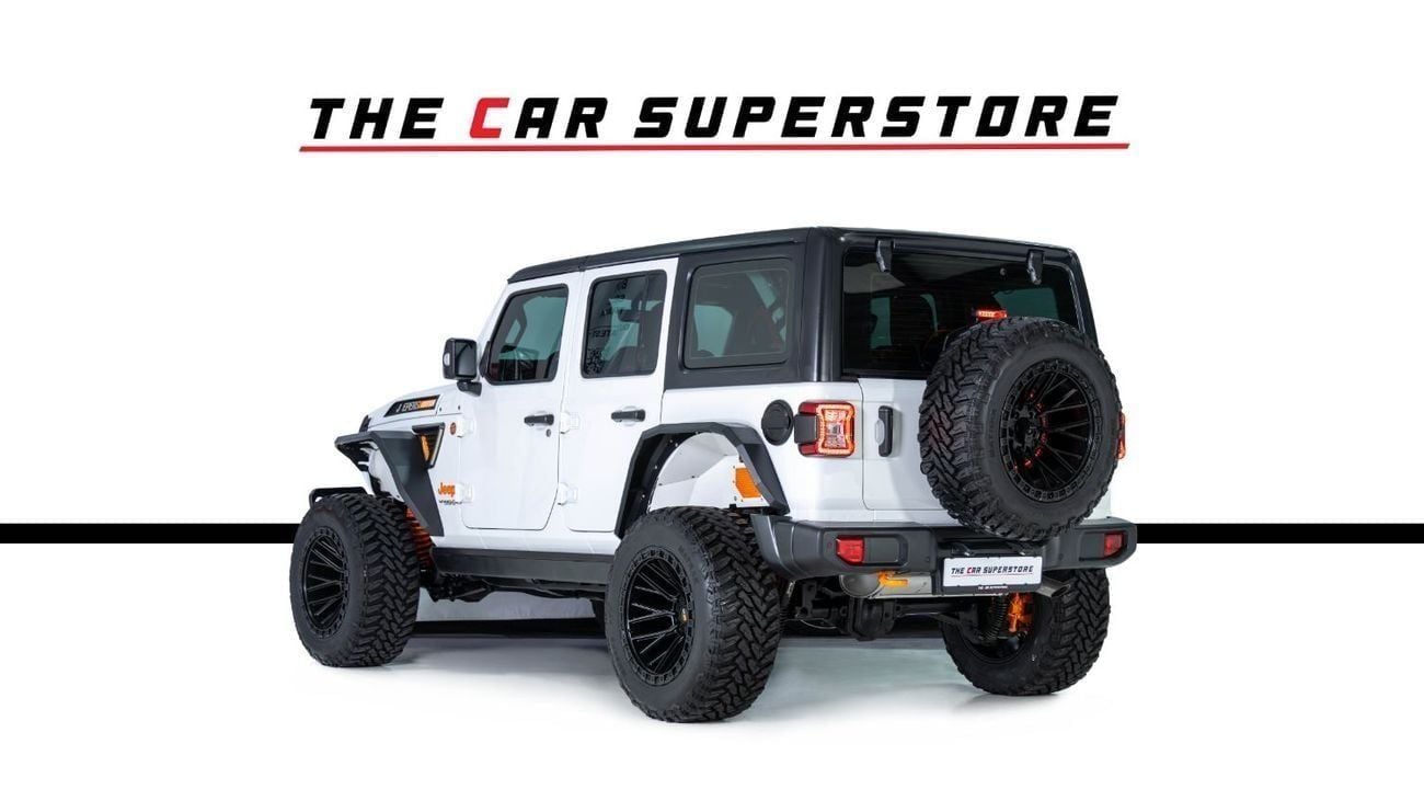 Jeep Wrangler Unlimited SPORT 3.6L A/T (5 Seater) GCC-Upgraded-FSH--Jeep warranty till 10/2027 and Jeep serv