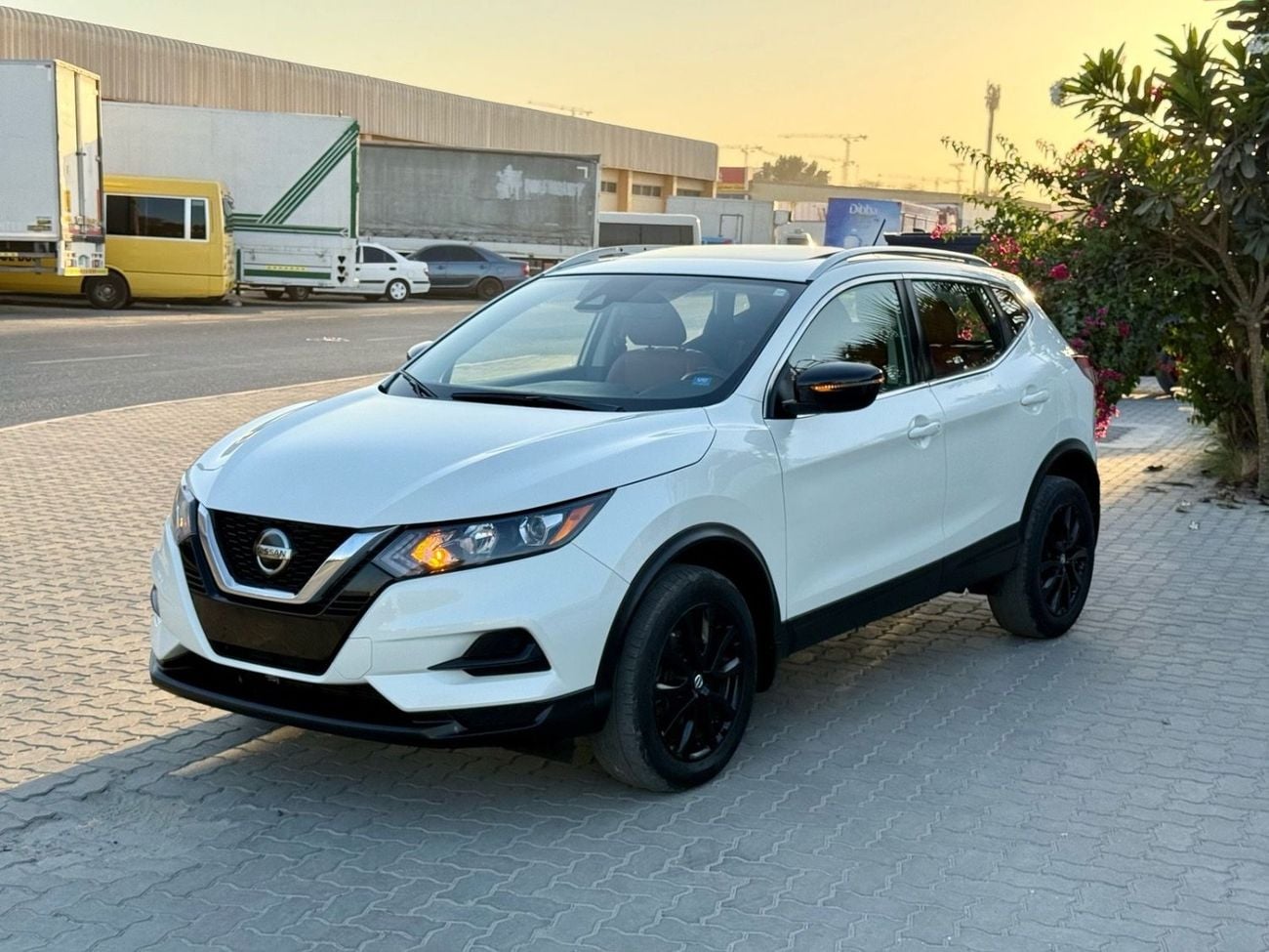 Nissan Qashqai MOONROOF FULL OPTION