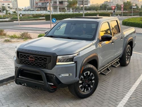 نيسان فرونتير PRO 4X فرونتير 3.8 لتر V6 بنزين مع فتحة سقف كاملة المواصفات