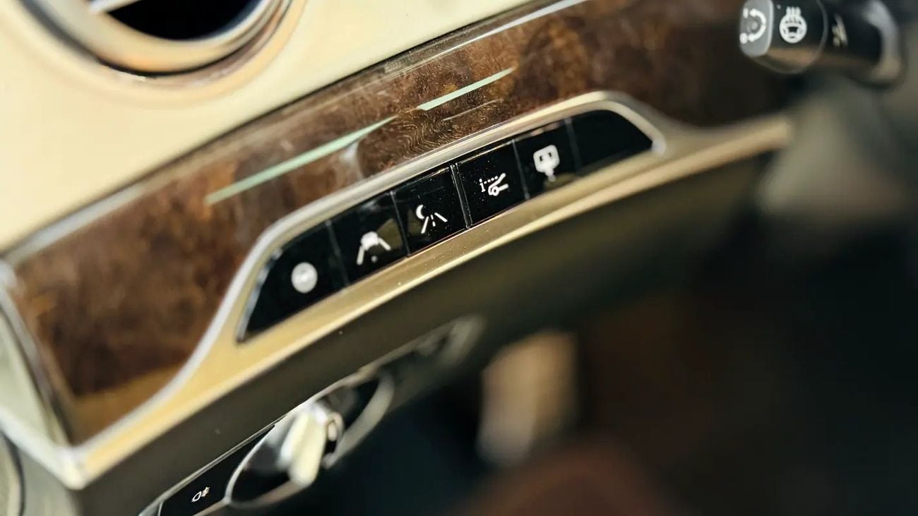 مرسيدس بنز S 560 S 560 4MATIC | GCC Specs | Excellent Condition