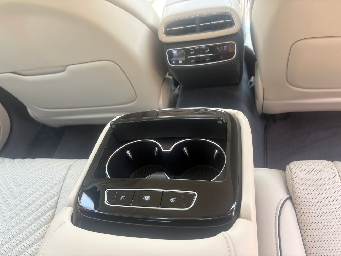 Genesis G80 ROYAL