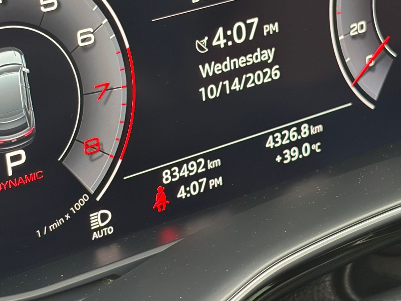 أودي Q8 Audi Q8 S-Line Black Badge V6 turbo