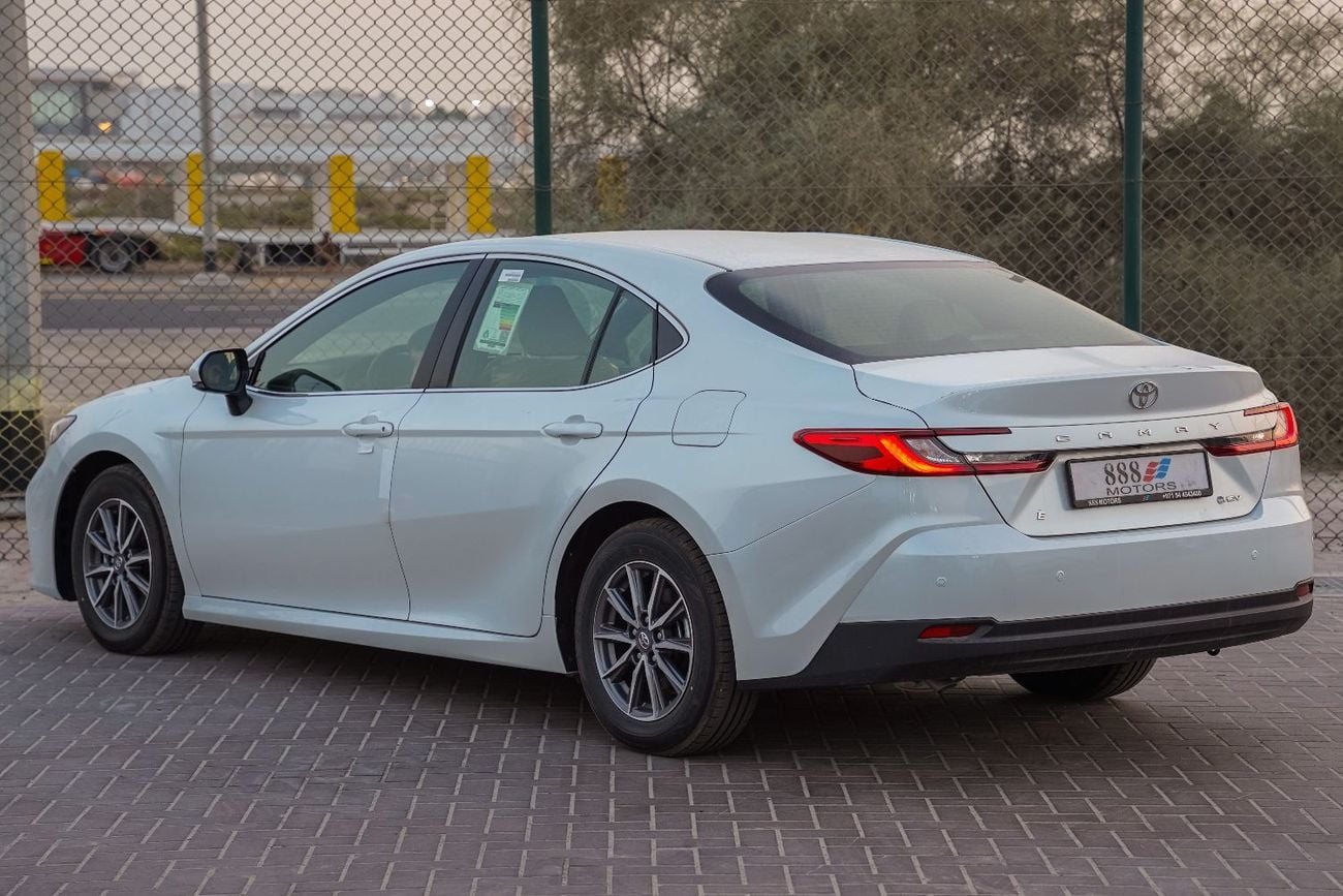 Toyota Camry E PLUS HEV 2026 Toyota Camry LE Hybrid 2.5L 0Km