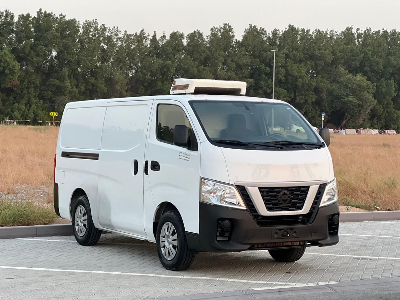 Nissan Urvan STANDARD