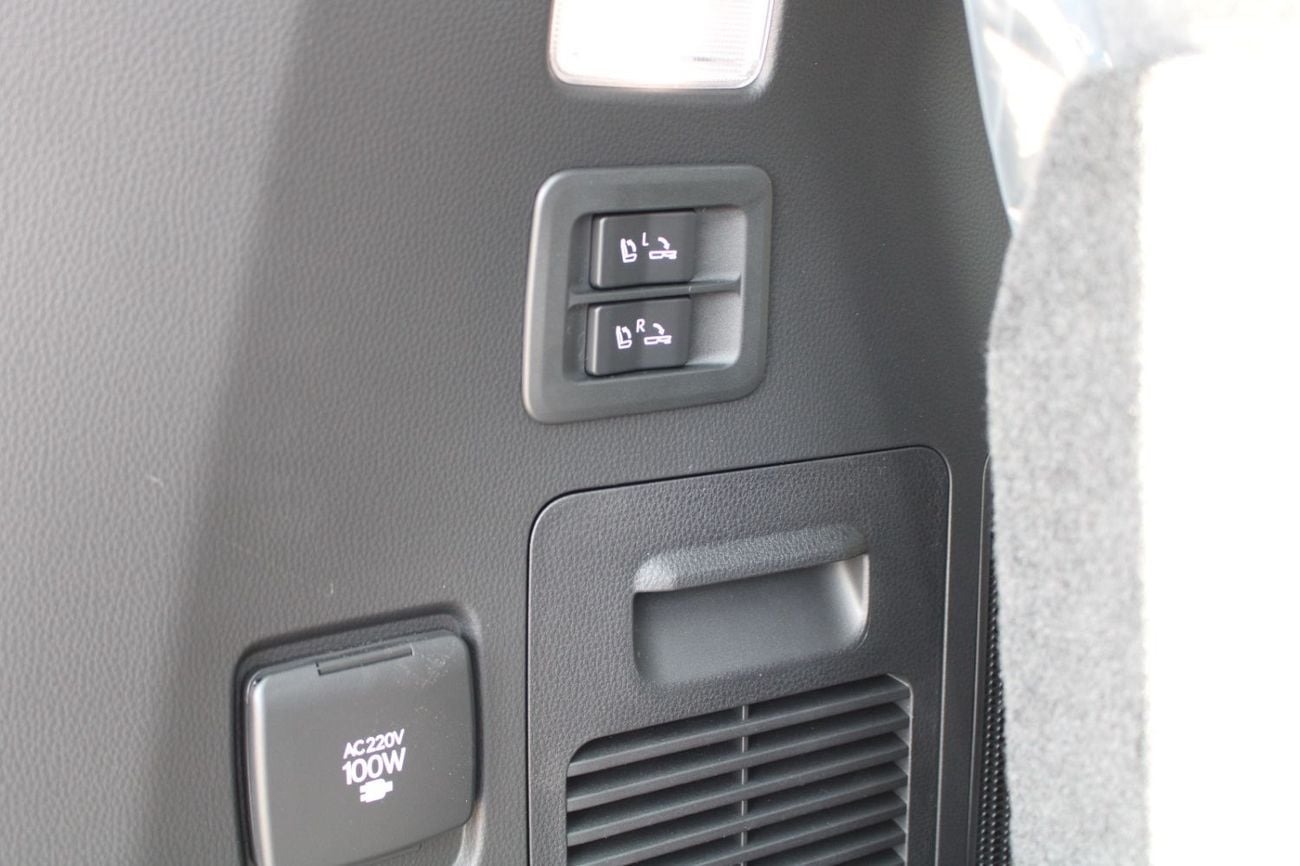 Toyota Land Cruiser VXR