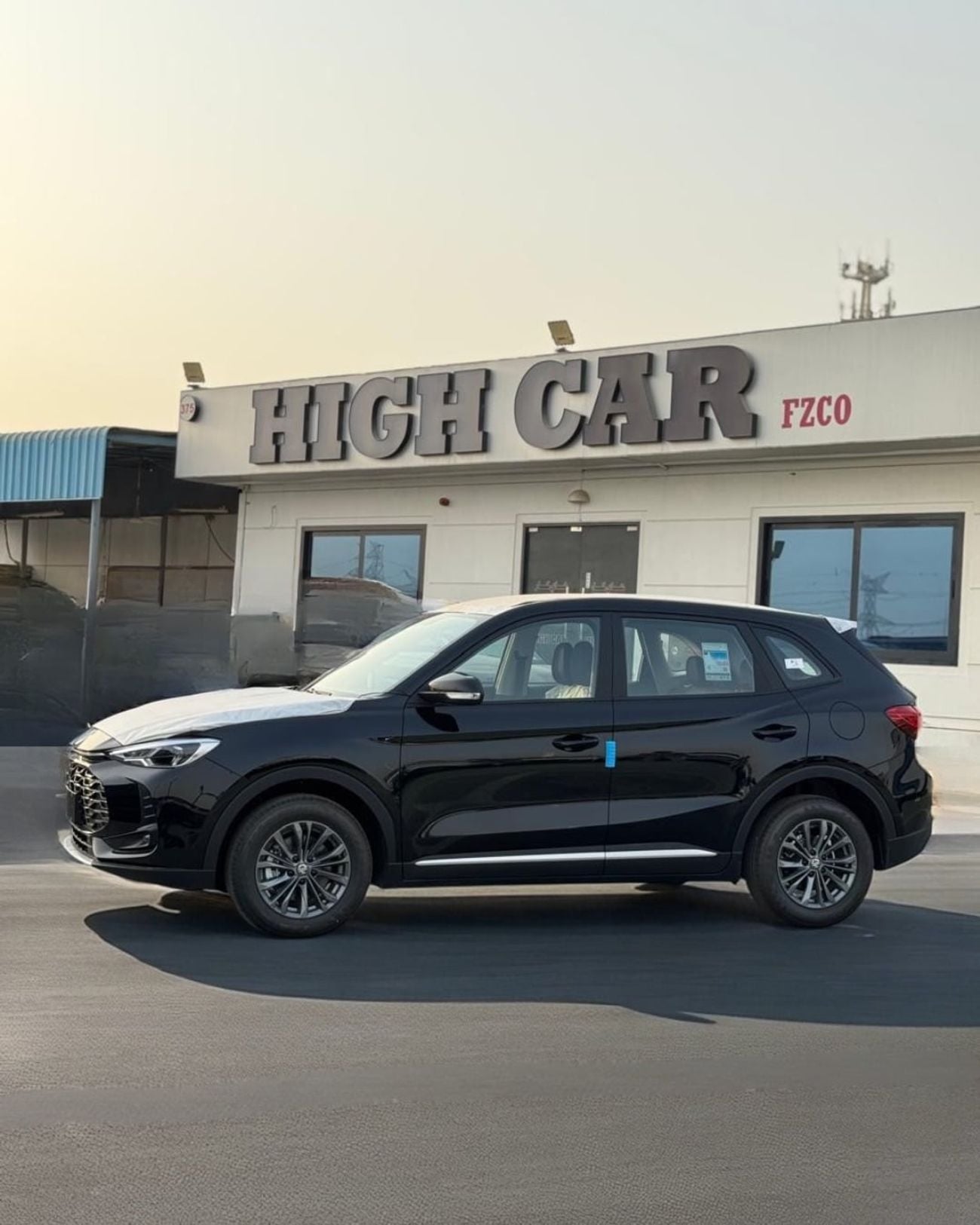 MG ZS STANDARD 1.5L - 2026 MODEL GCC - BLACK COLOR