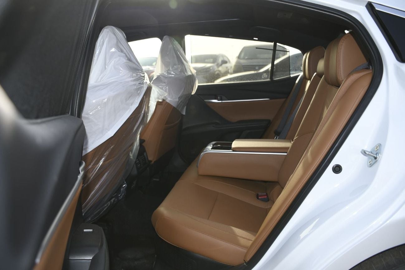 Toyota Camry LUMIERE HEV 2026 CAMRY 2.5L HEV LUMIERE FULL OPTION JBL ! PANAROMIC ! HEADUP DISPAY