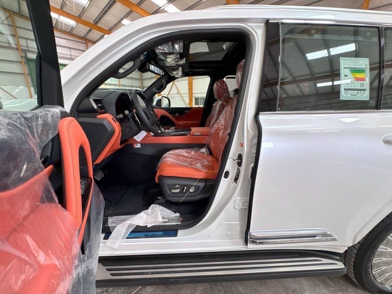 لكزس LX 700h VIP (No Autopark)