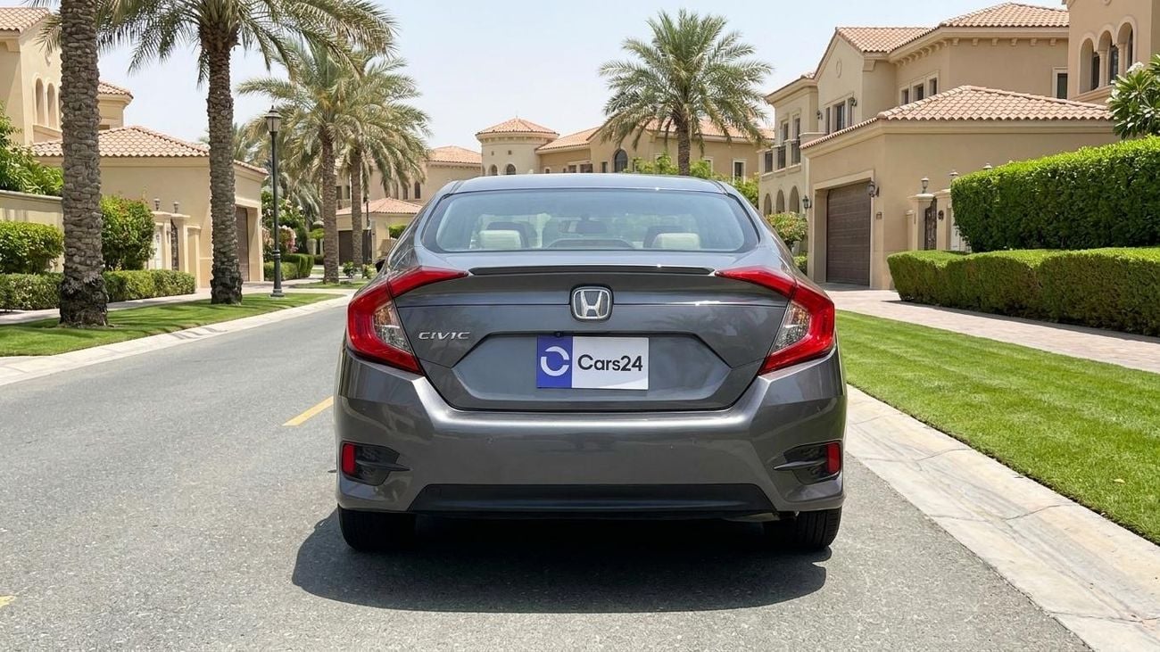 هوندا سيفيك LX SPORT كارس24 هي سوق ضخم للسيارات المستعملة موثوق ومضمون ٪كارس24 هي سوق ضخم للسيارات المستعملة موثوق ومضمون