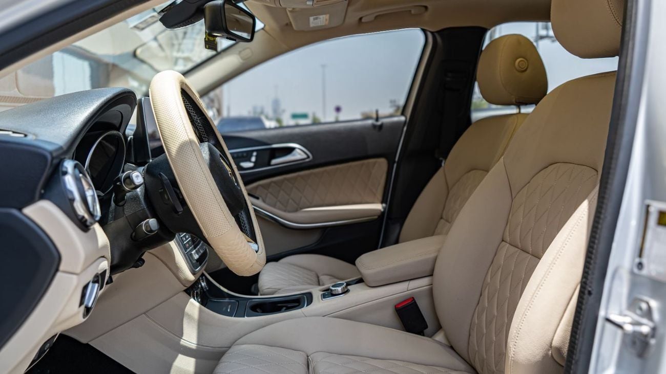 Mercedes Benz GLA250 AMG