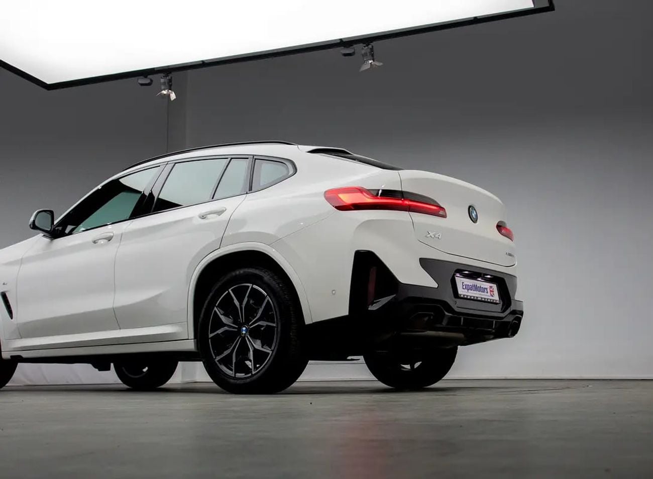 BMW X4 XDRIVE 30I M SPORT FDSH • Warranty + Service Contract • GCC