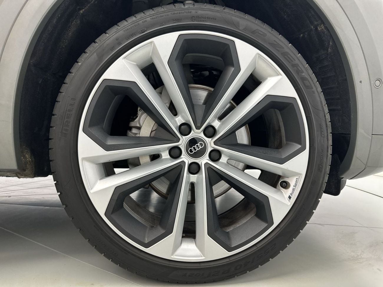 Audi Q5 45 TFSI S-LINE quattro 249hp (Ref# 93948)