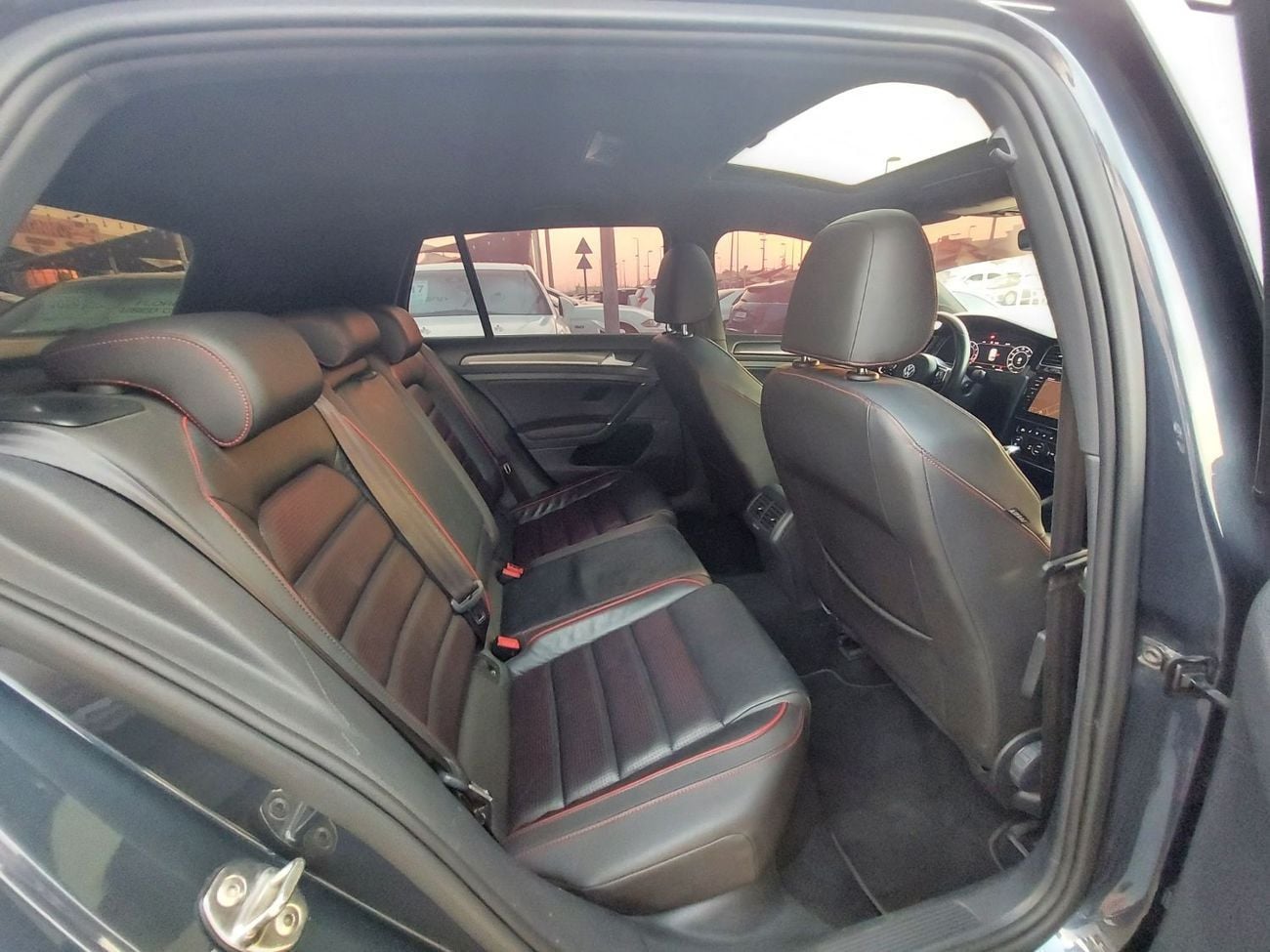 Volkswagen Golf GTI SEL 2.0L