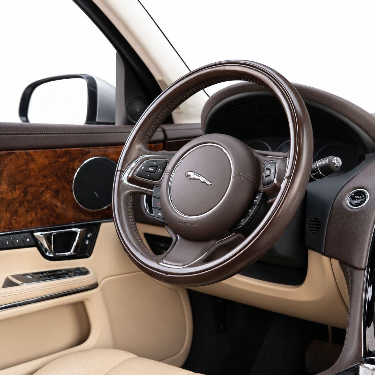 Jaguar XJ LUXURY