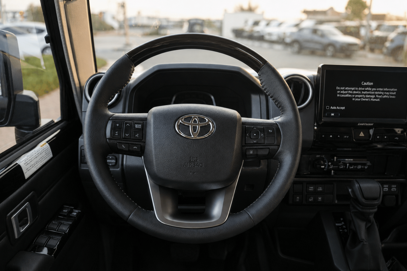 Toyota Land Cruiser 70 LC76 LX
