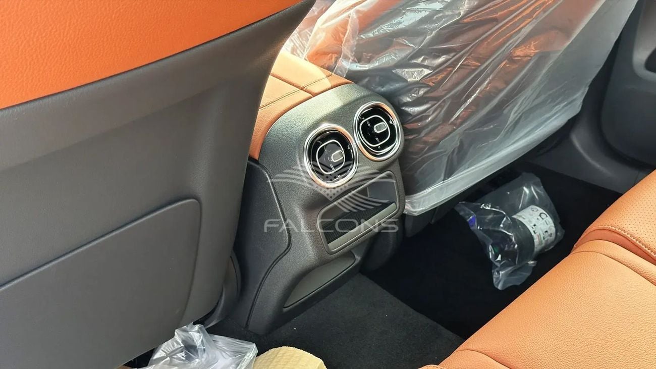 مرسيدس بنز GLC 300 4MATIC مرسيدس بنز/GLC/GLC04 2.0 لتر 300 4MATIC كوبيه أوتوماتيكية