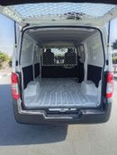 Nissan Urvan STANDARD