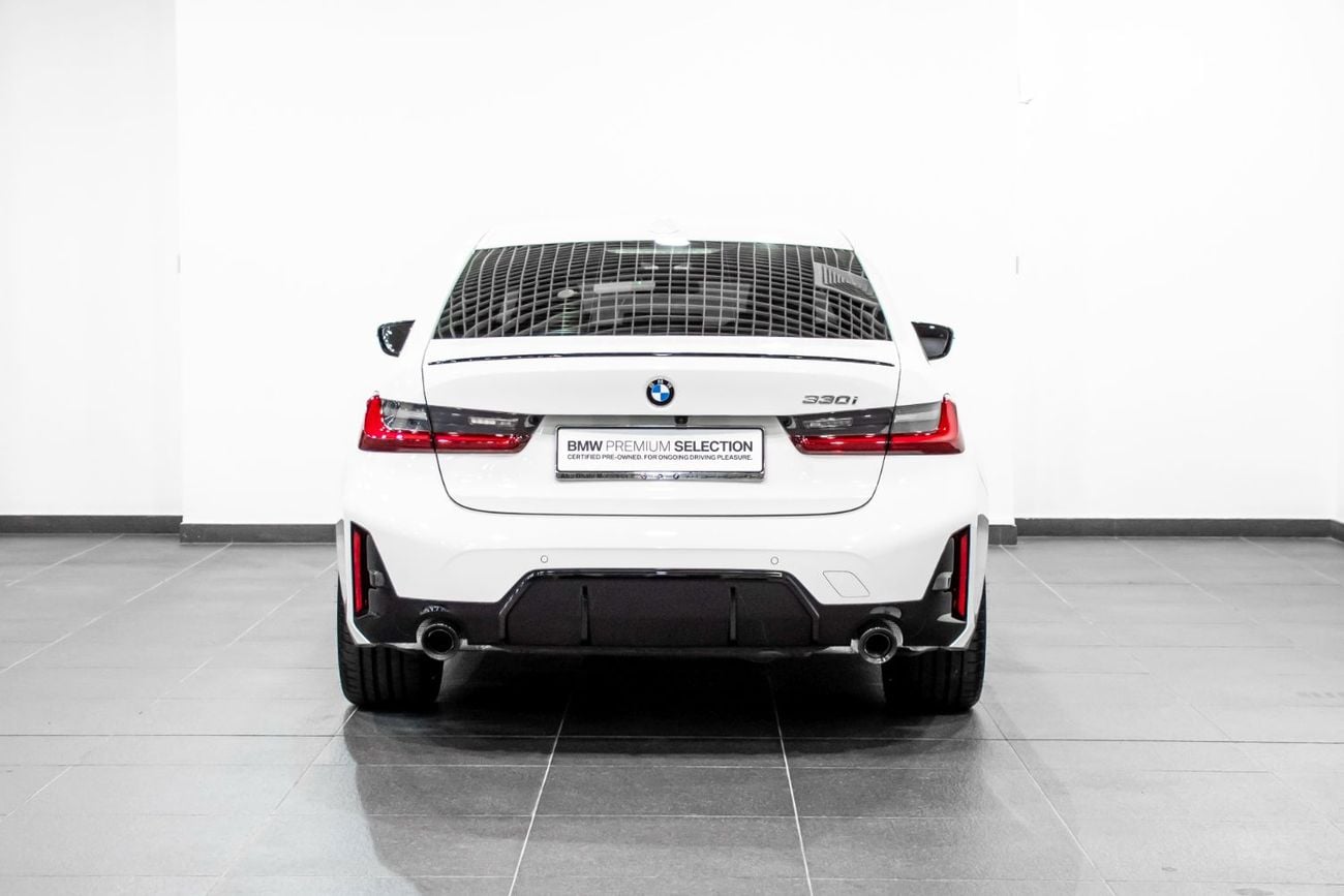 BMW 330i LUXURY M SPORT 330i Luxury M Sport Package
