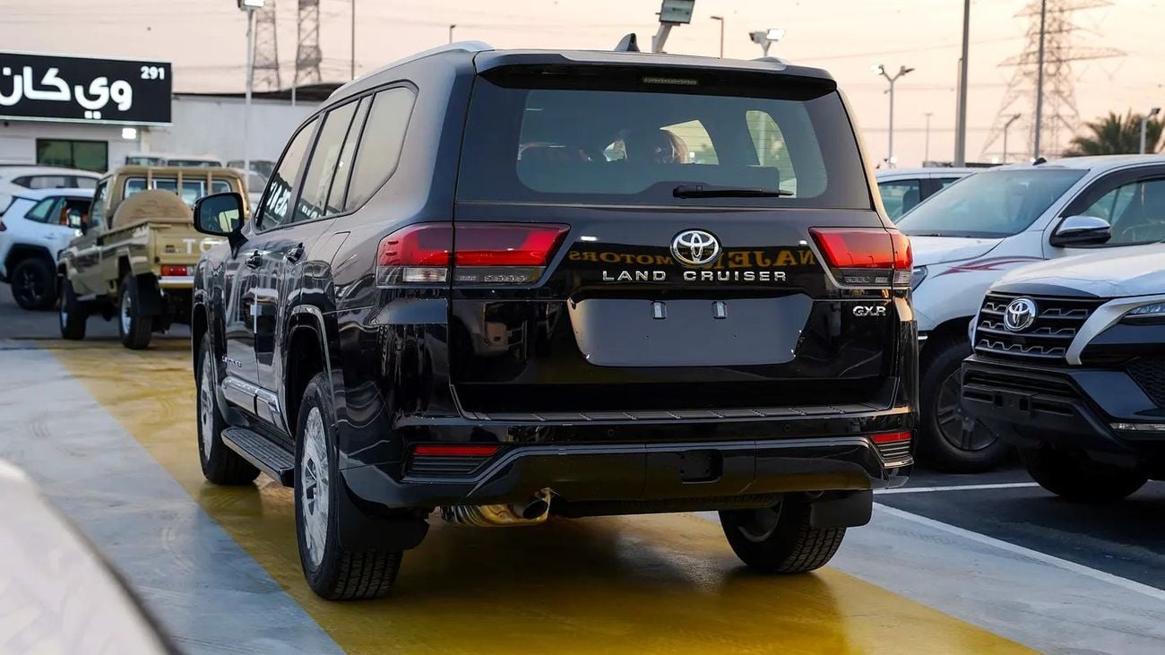 Toyota Land Cruiser GXR 4.0L WITH RADAR GCC Specs