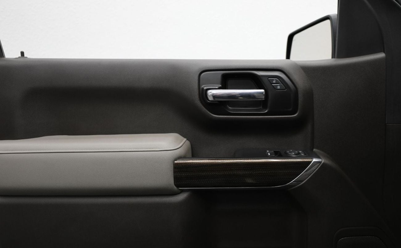 Chevrolet Silverado 1500 REG/CAB LT1 NAV