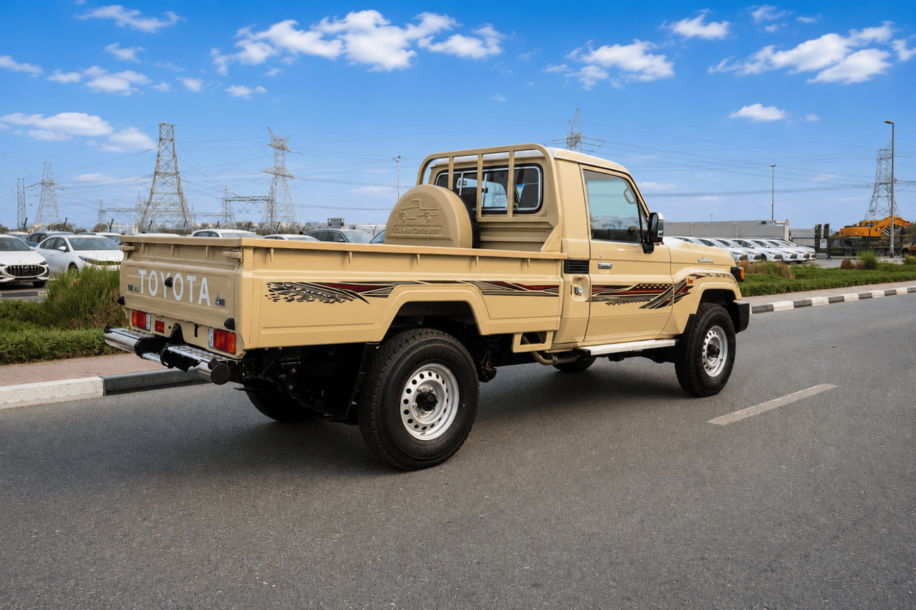 تويوتا لاند كروزر بيك أب 70 2026 Toyota Land Cruiser 79 Single Cab LX V6 , 2026 Toyota Land Cruiser 79 Single Cab LX V6 Toyota Model: Land Cruiser 79 Series