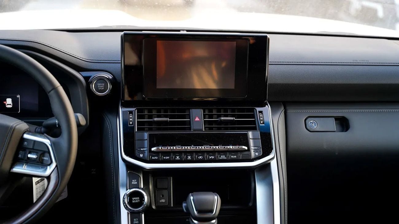 Toyota Land Cruiser GXR 4.0L WITH RADAR GCC Specs