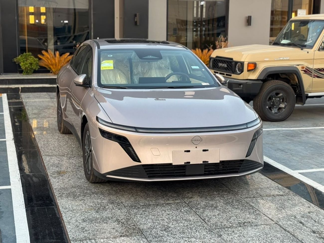 نيسان N6