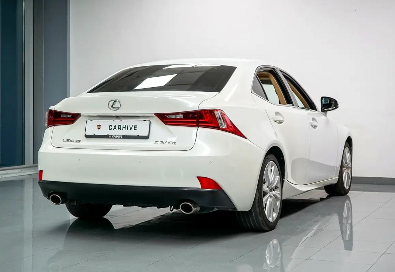 لكزس IS200t IS200T- GCC- Full-service history