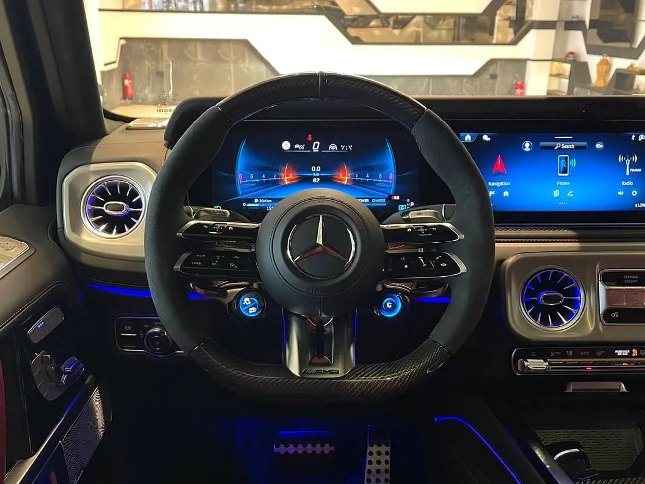 Mercedes Benz G63 AMG / G63 / / KM / GERMANY SPECS / CARBON FIBER / DOUBLE NIGHT / BACK SCREEN /