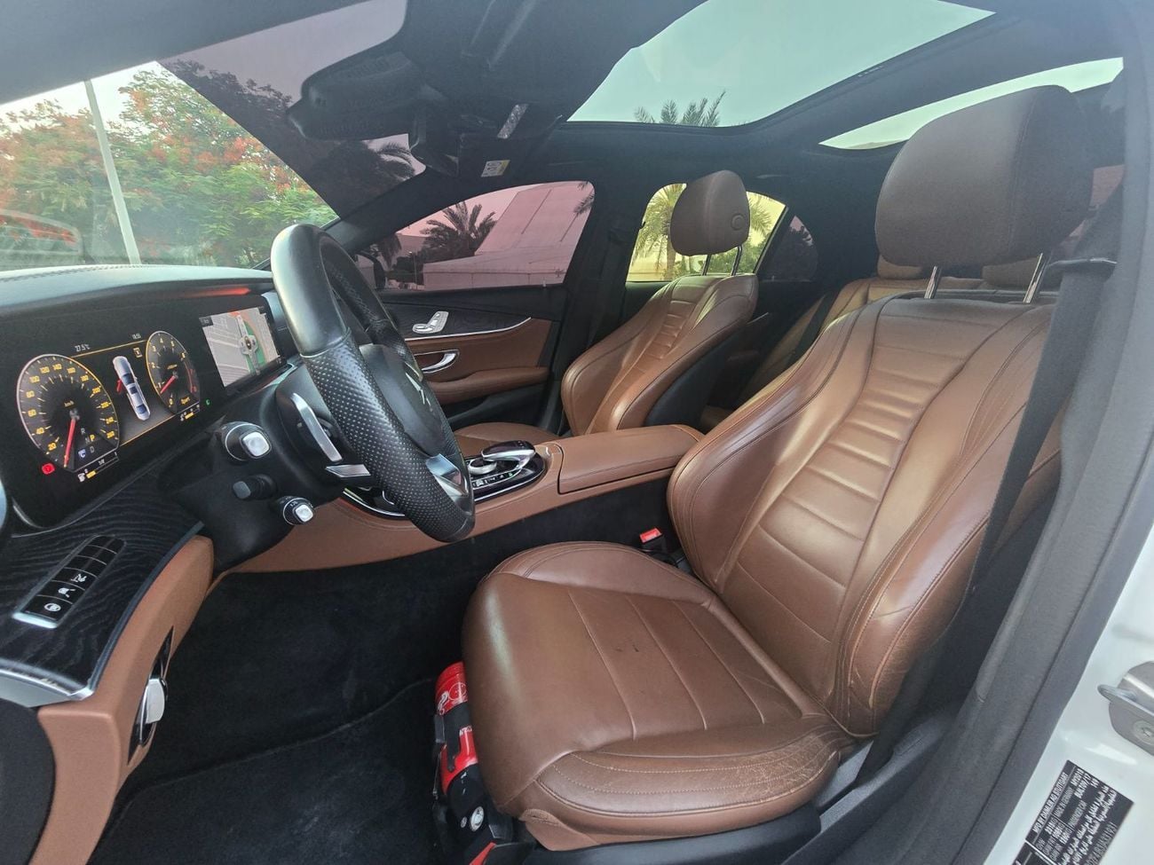 Mercedes Benz E300 AVANTGARDE SPORT