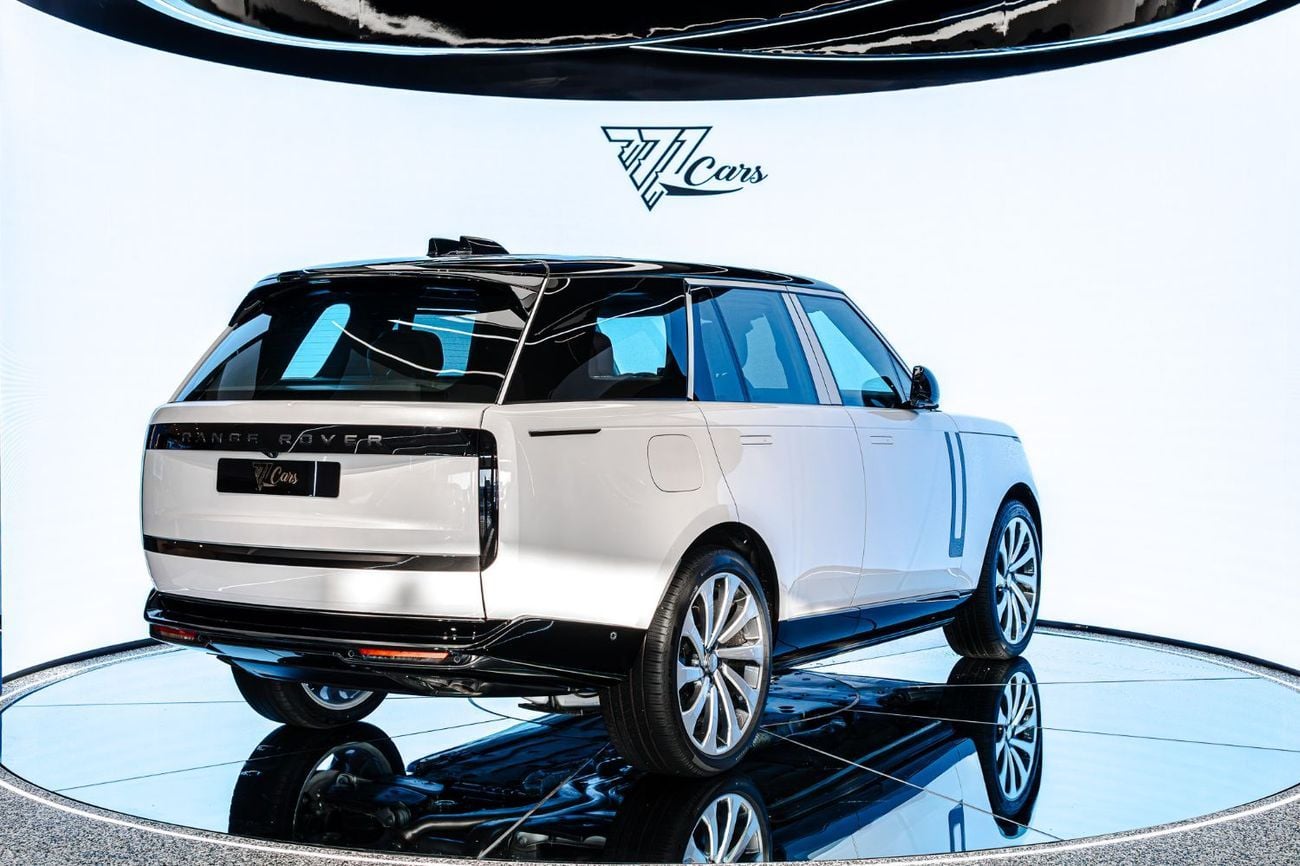 لاند روفر رينج روفر Autobiography P530 | Pearl White | Black Roof | Burgundy Interior | Shadow Exterior Package | GCC Sp