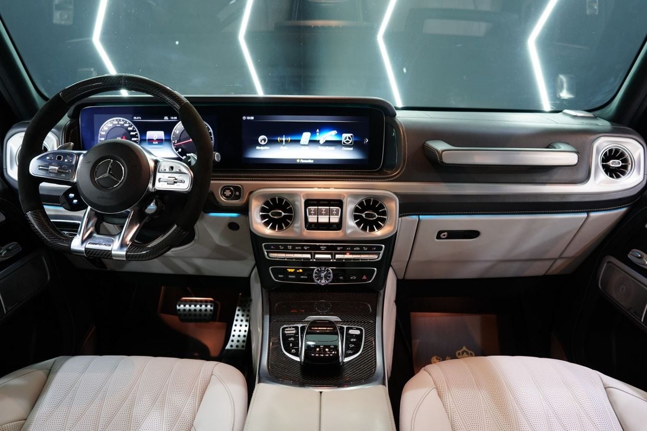 Mercedes Benz G63 AMG MANUFAKTUR EXCLUSIVE PLUS 2022 Mercedes-AMG G63, G Manufaktur Package, Carbon Interior, Rear Entertainment, Gargash Warranty!!