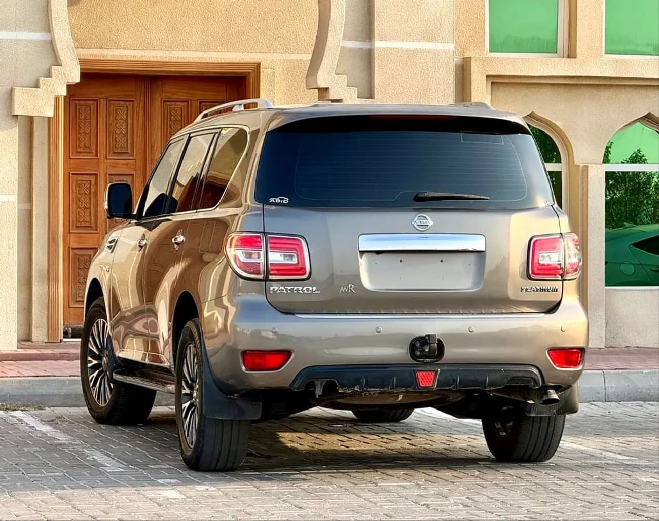 Nissan Patrol LE PLATINUM | GCC Specs | Well Maintained