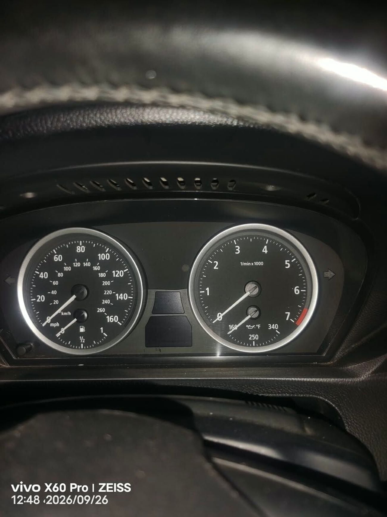 بي أم دبليو 650i ستاندارد