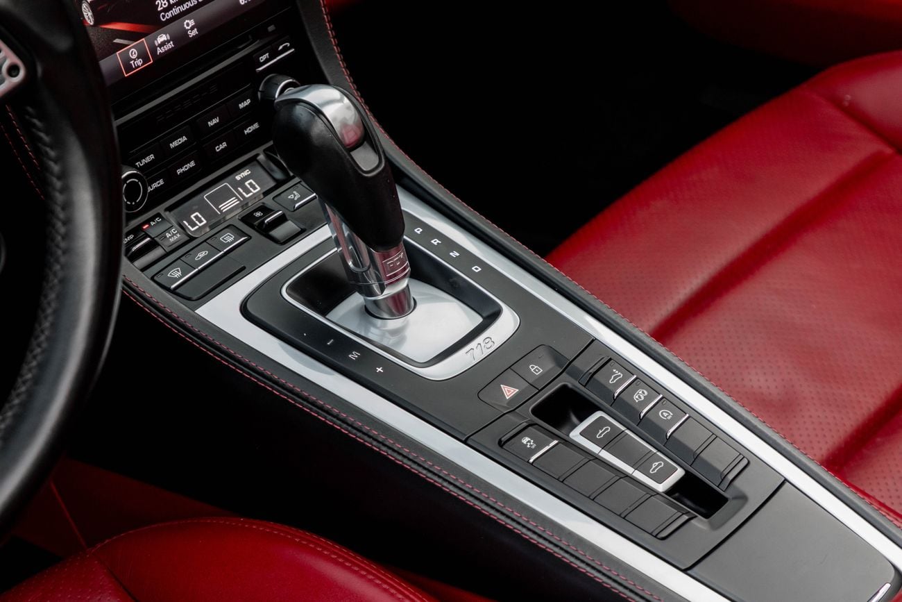 Porsche 718 Boxster 718 Boxster | 4,113 P.M | 0% Downpayment | FULL PORSCHE HISTORY | LOW KM'S