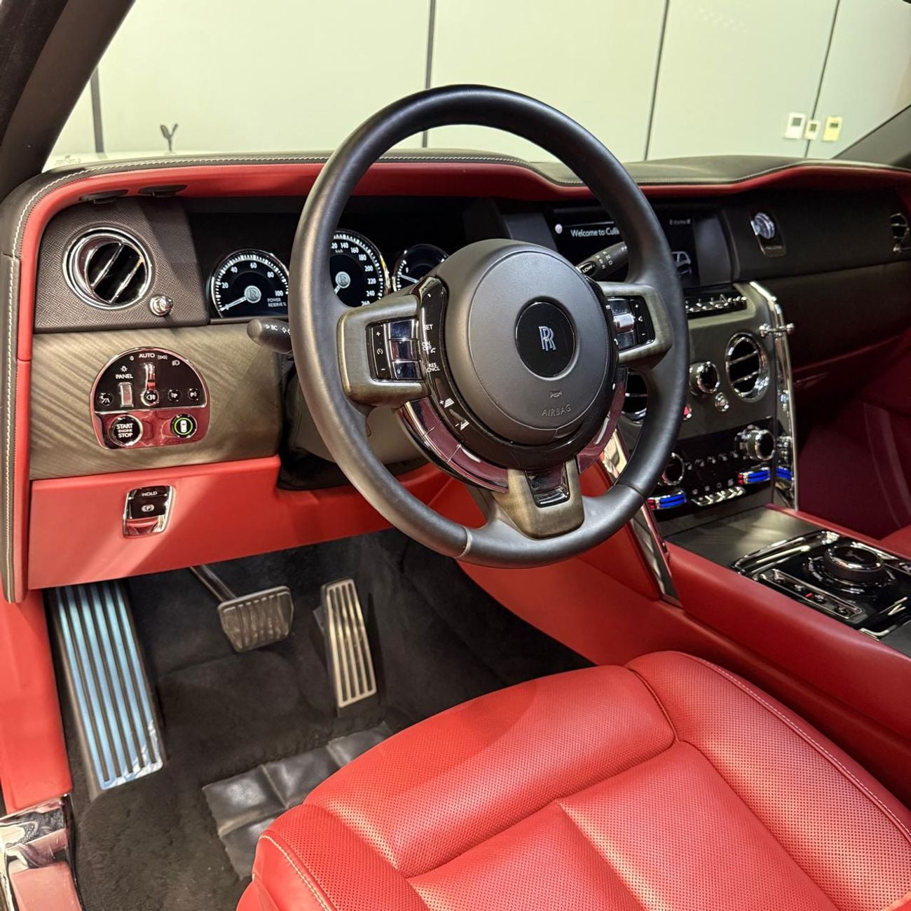 Rolls Royce Cullinan BLACK BADGE GCC with 2026 KIT
