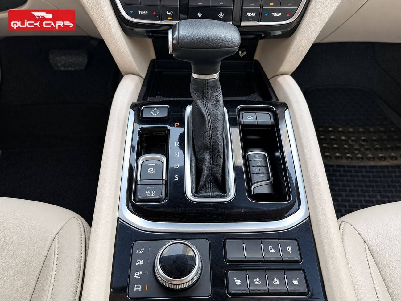 جي إي سي GS 8 GL سيارة GAC GS8 320T i-4WD Turbo موديل 2021 | مواصفات خليجية | 7 مقاعد | 87,479 كم