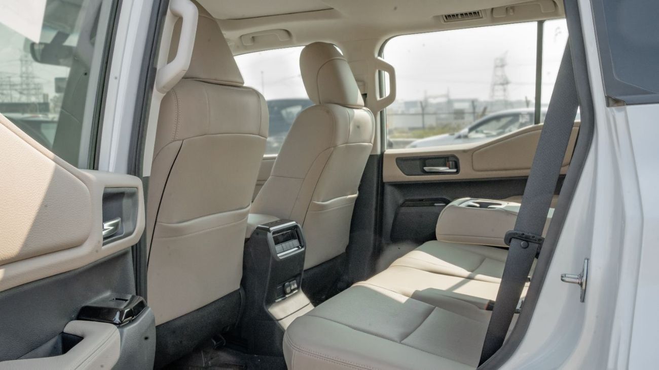 Toyota Prado VXR 2026 Toyota Land Cruiser Prado 2.8L AT Diesel (White-Beige)