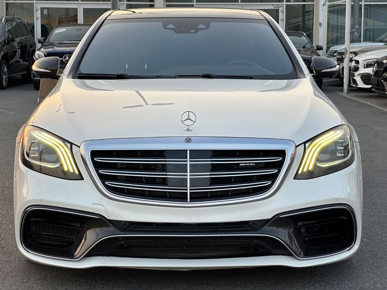 Mercedes Benz S63 AMG STANDARD