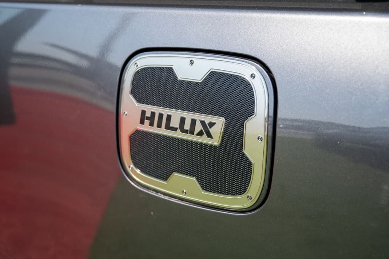 تويوتا هيلوكس 2.4 DIESEL 4x4 SINGLE CABIN 2026 MODEL GCC مواصفات مجلس التعاون الخليجي