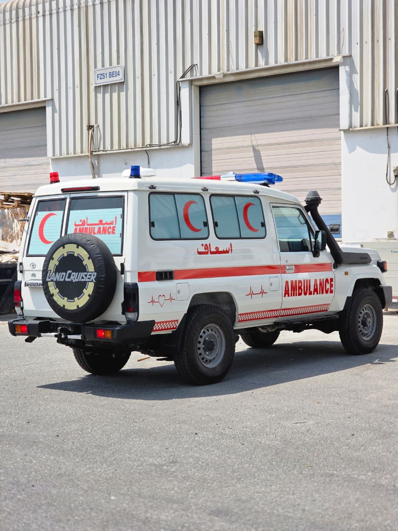 Toyota Land Cruiser 70 LC 78 HARDTOP 4.0L AT AMBULANCE 4WD SUV 2026