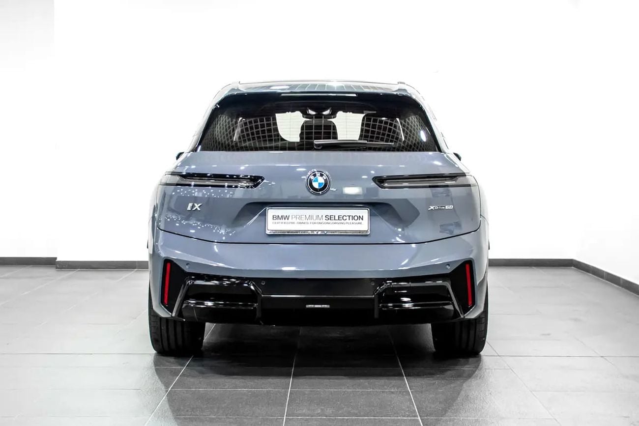 BMW iX xDrive60