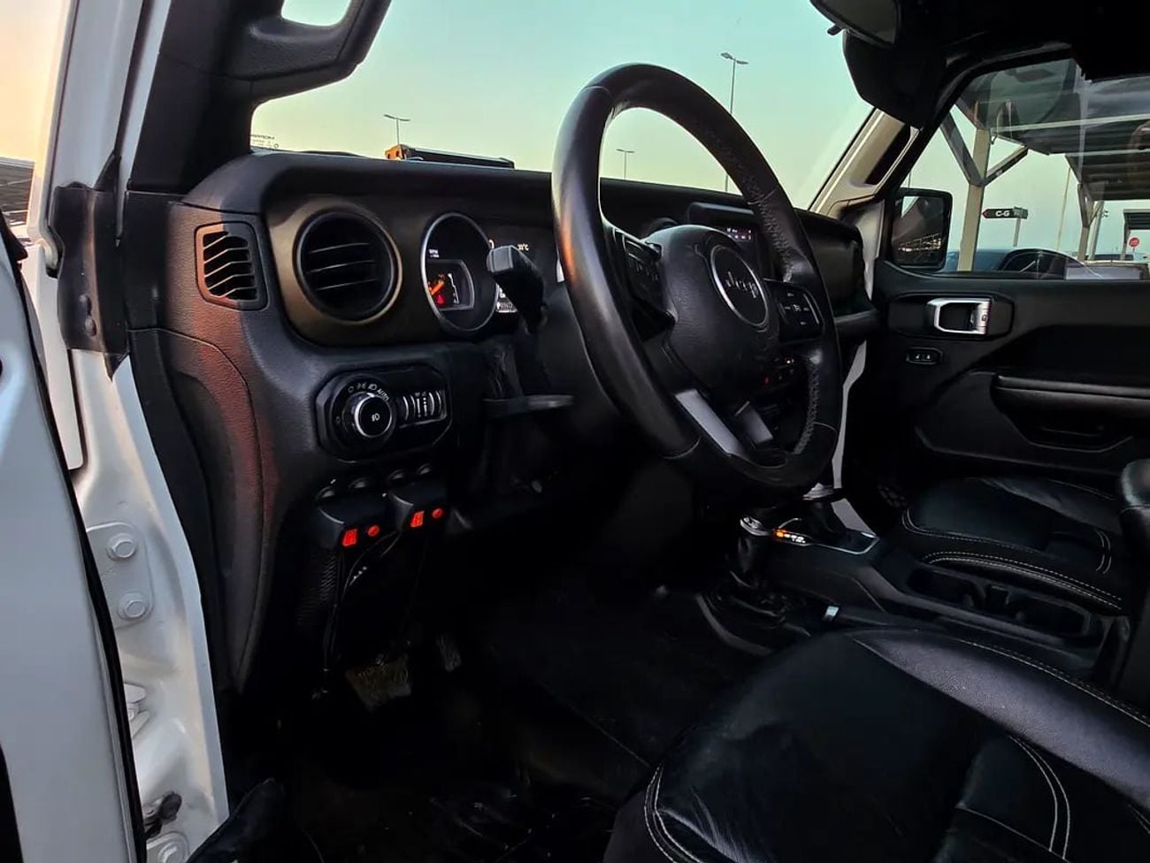 Jeep Wrangler Oscar Mike Edition - GCC Specs