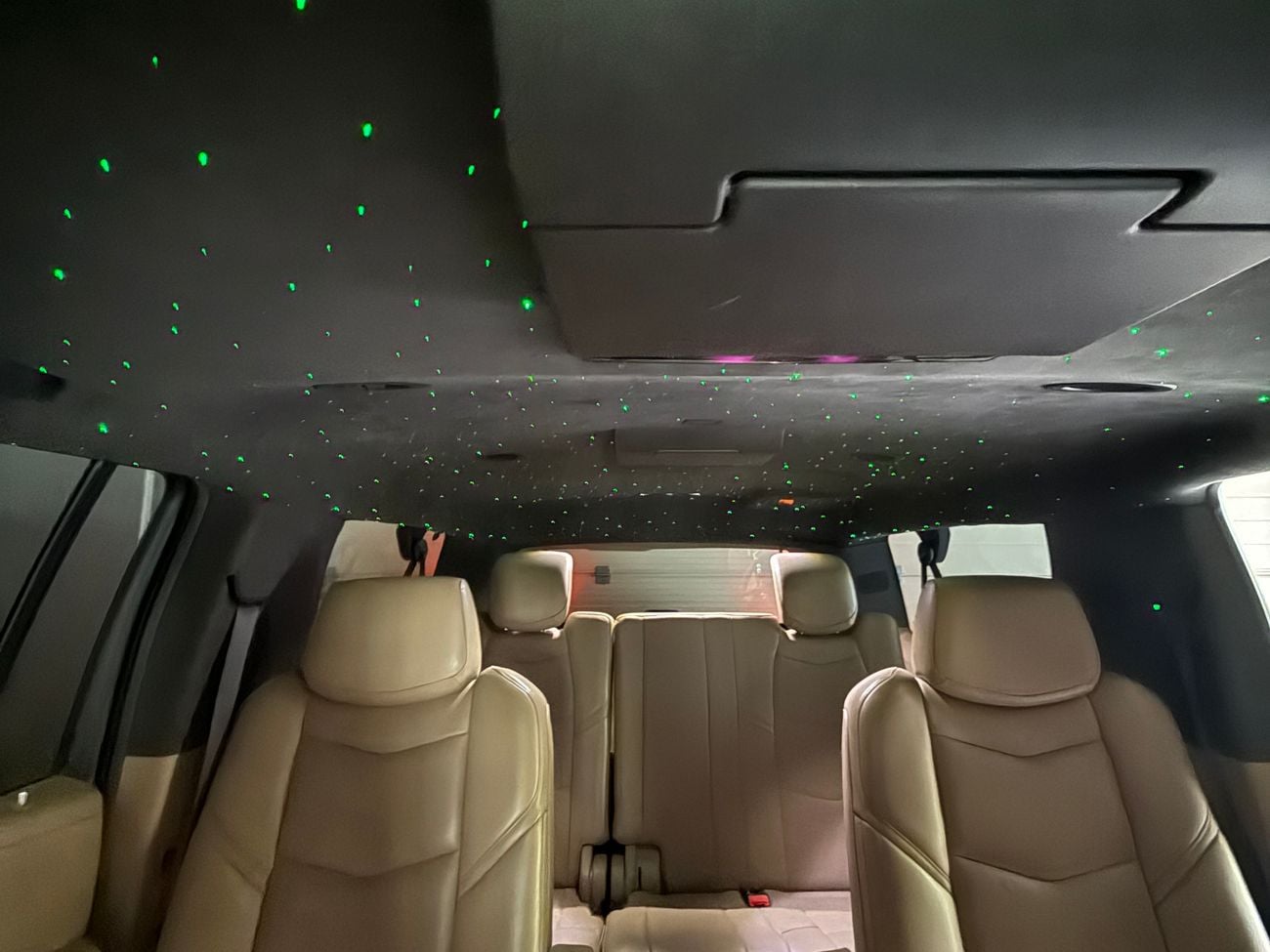 Cadillac Escalade ESV Platinum Luxury