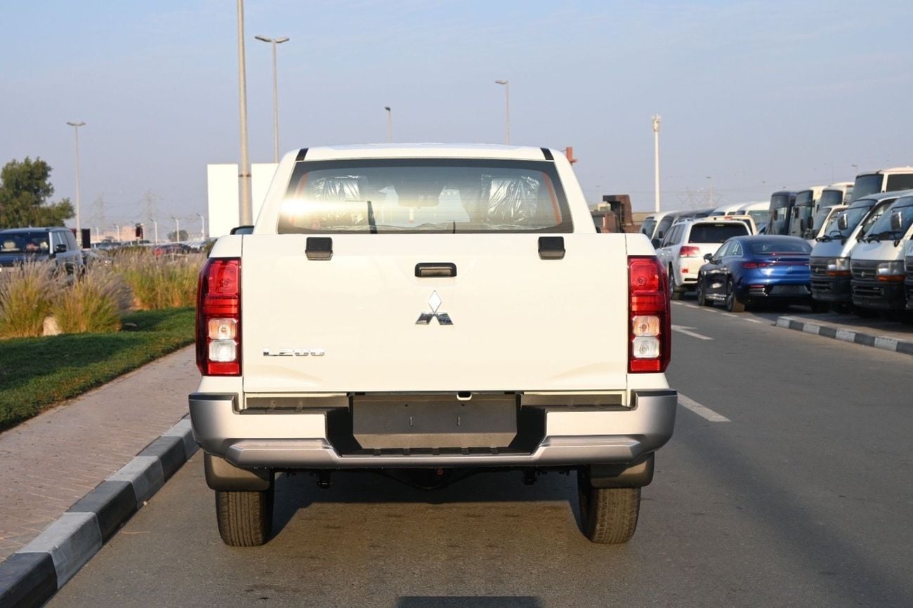 ميتسوبيشي L200 Mitsubishi pickup L200 2.4 petrol MT 2027