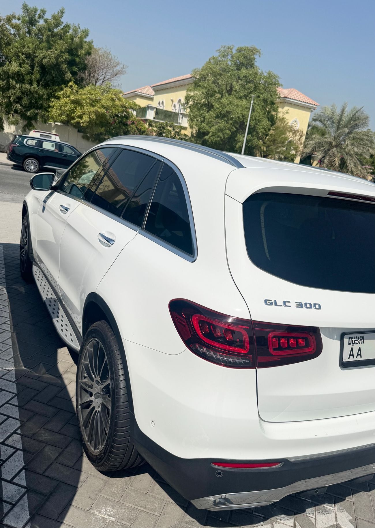 Mercedes Benz GLC 300 E 4MATIC PREMIUM