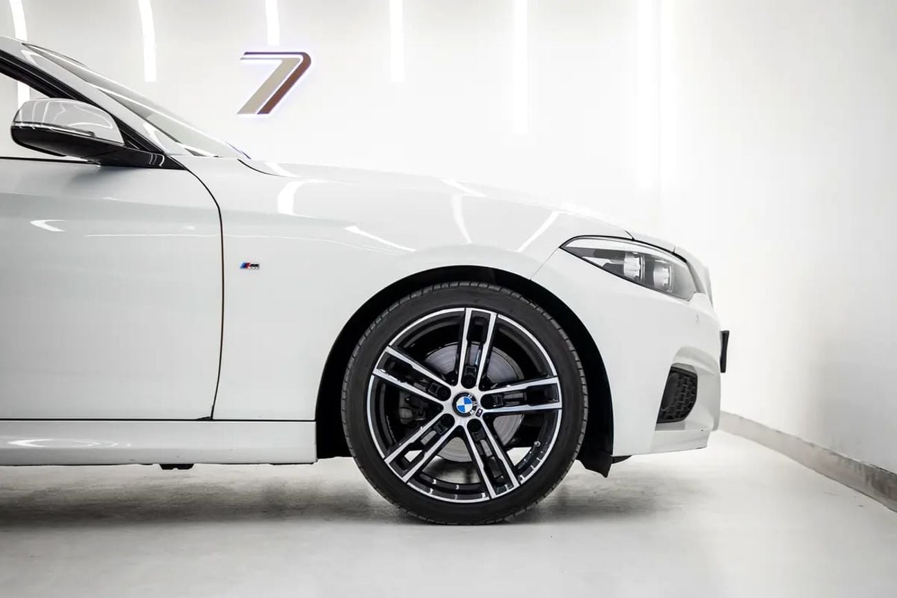 بي أم دبليو 220 220i Sportline Convertible | GCC | Full Service History | Excellent Condition