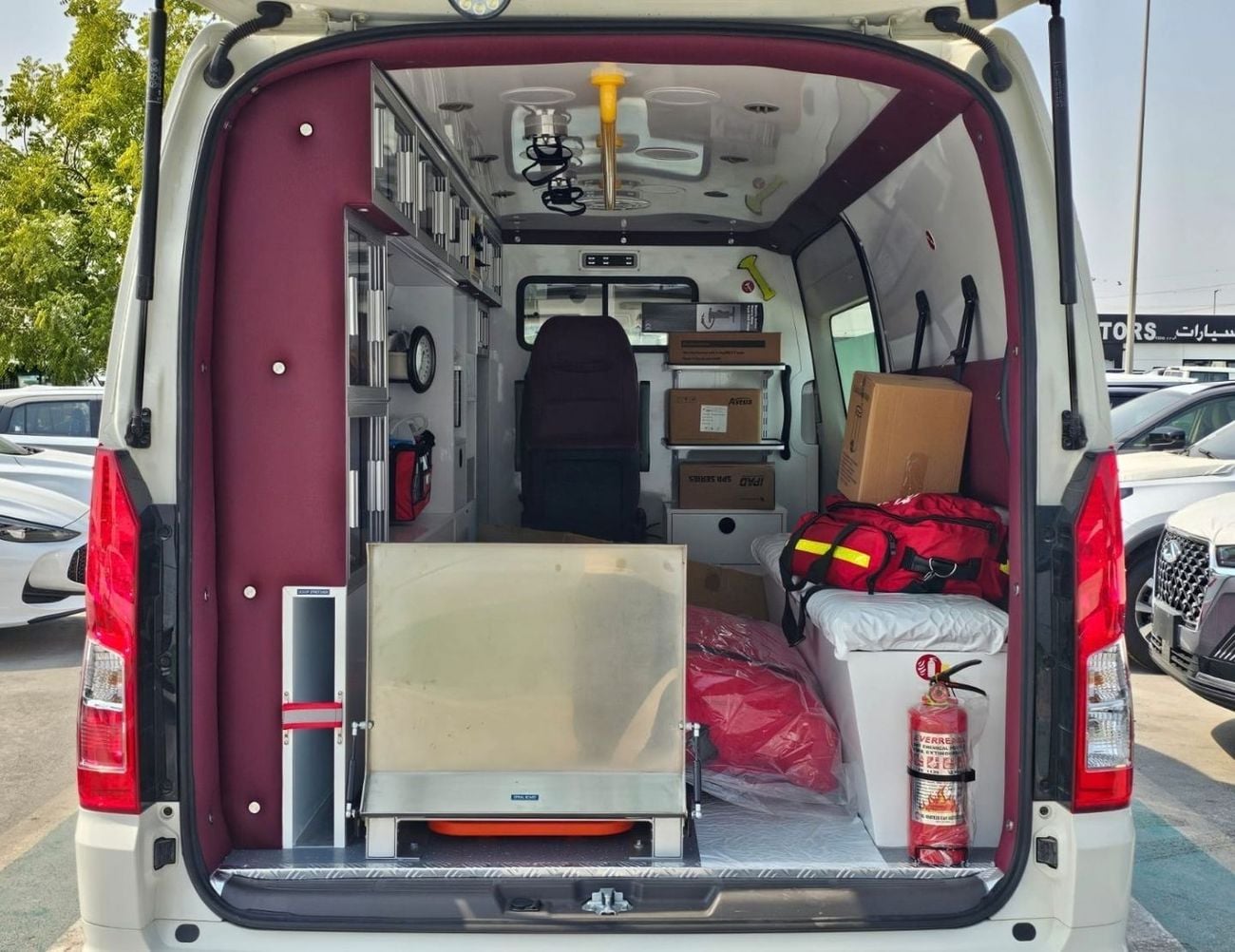 Toyota Hiace HIACE HIGHROOF AMBULANCE GL || 2.8L DIESEL V4 A/T (CODE # HRDAGLJ-M-AB)