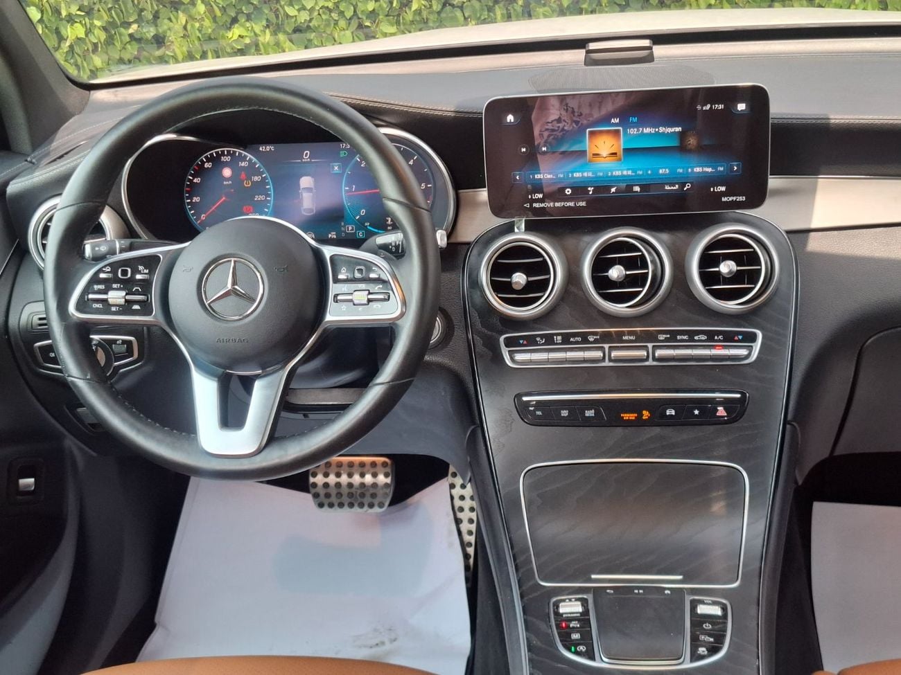 Mercedes Benz GLC250