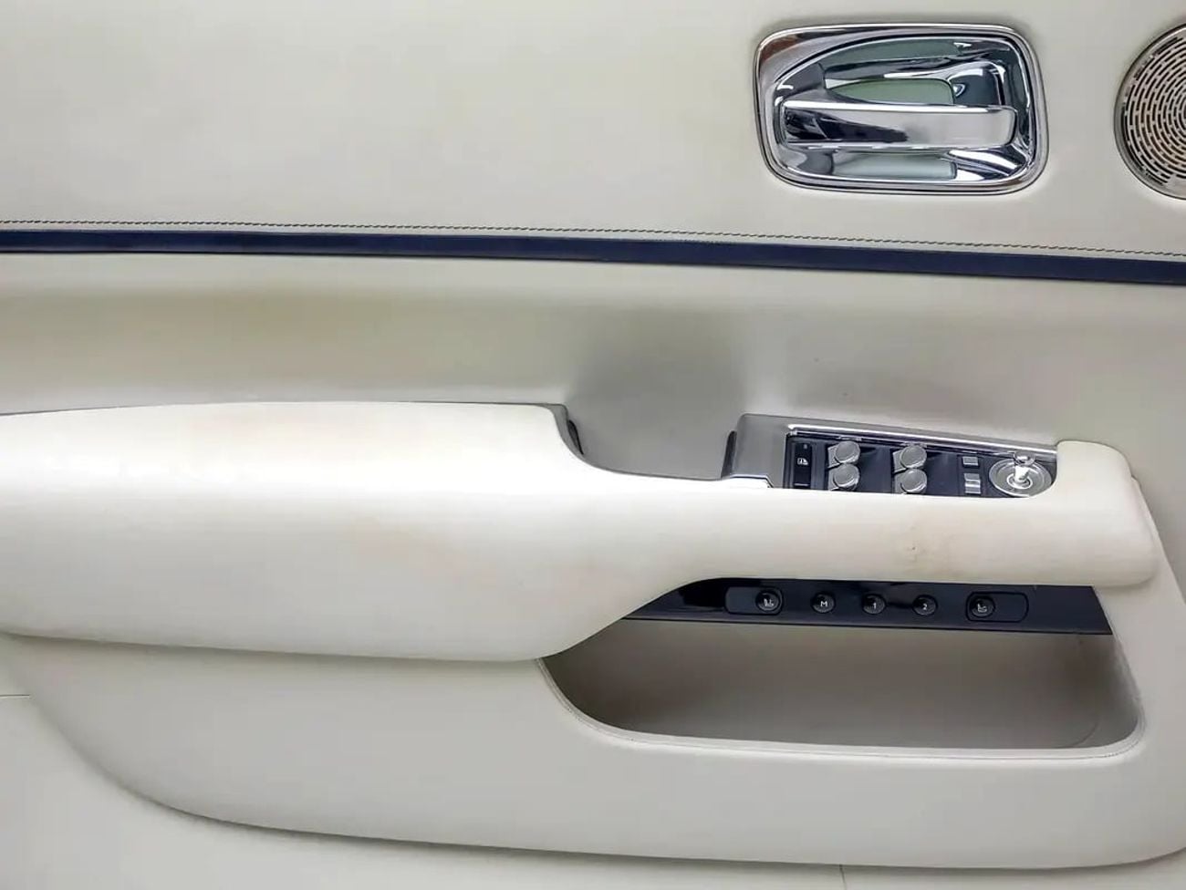 Rolls Royce Dawn Standard